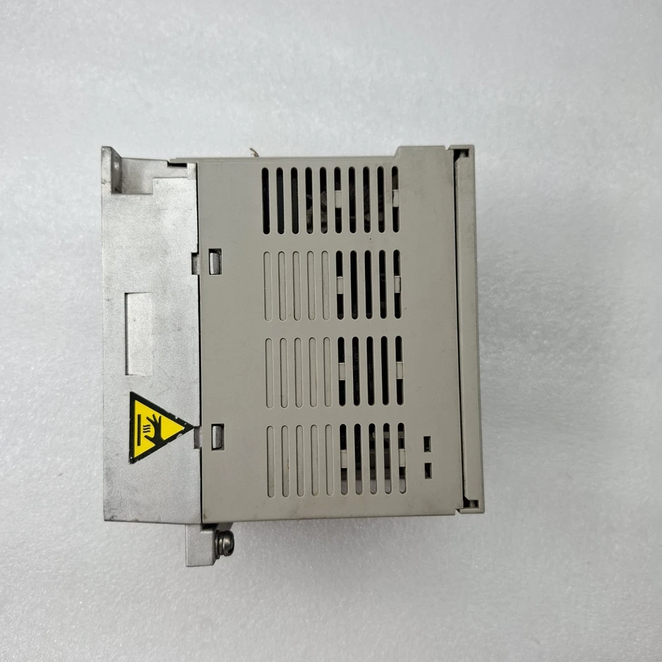 TELEMECANIQUE ALTIVAR 31 ATV31H037M2A 0.37kW 0.5HP